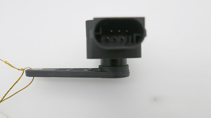 Black BMW Height Level Sensor OEM 37146784072 / 37146788569 / 37146788571
