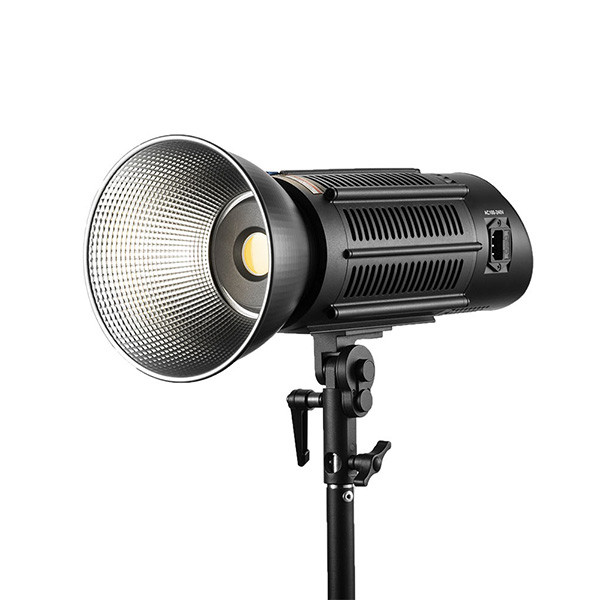 Quality Cri 95 Compact 200w Photo Studio LED Video Lights Daylight Balanced Bowen Mount With Reflector for sale