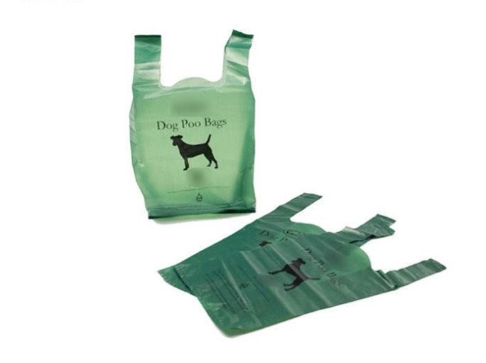Quality 35×23cm Degradable pet trash bags , Durable dog trash bags for sale