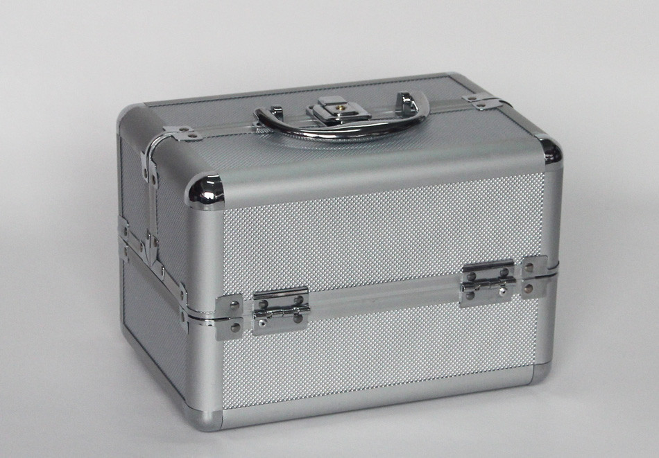 Quality Small Silver Aluminium Cosmetic Case 250 x 170 x 170mm Inside Trays for sale