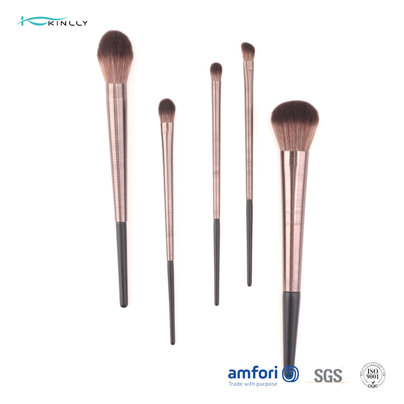 Quality OEM Long Ferrule 9 Piece Makeup Brush Set For Eye Shadow for sale