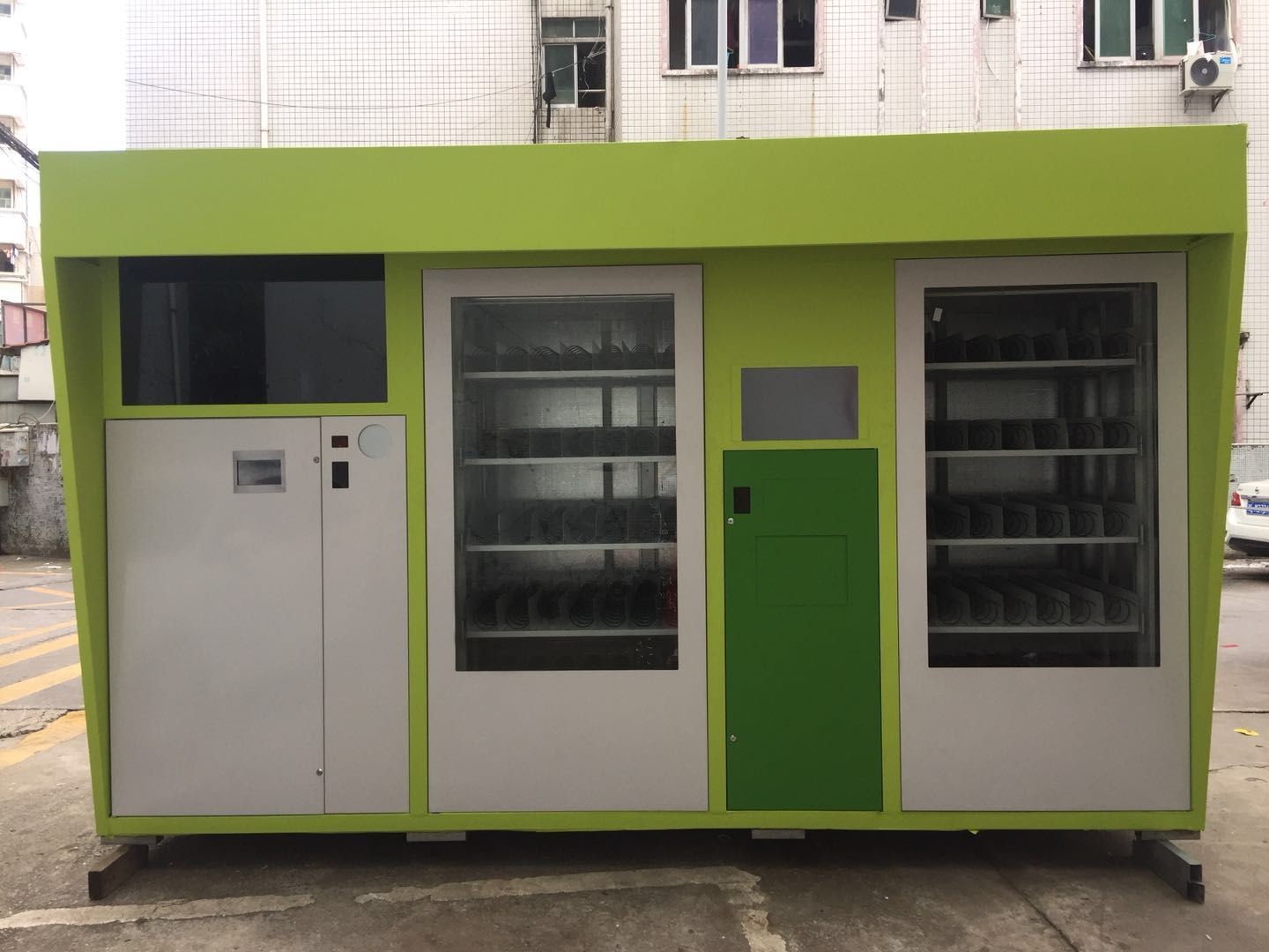 Quality Multi-function Smart Recycling Vending Machines  ,Recycled plastic bottle, Alu can, Supply Various Items for sale