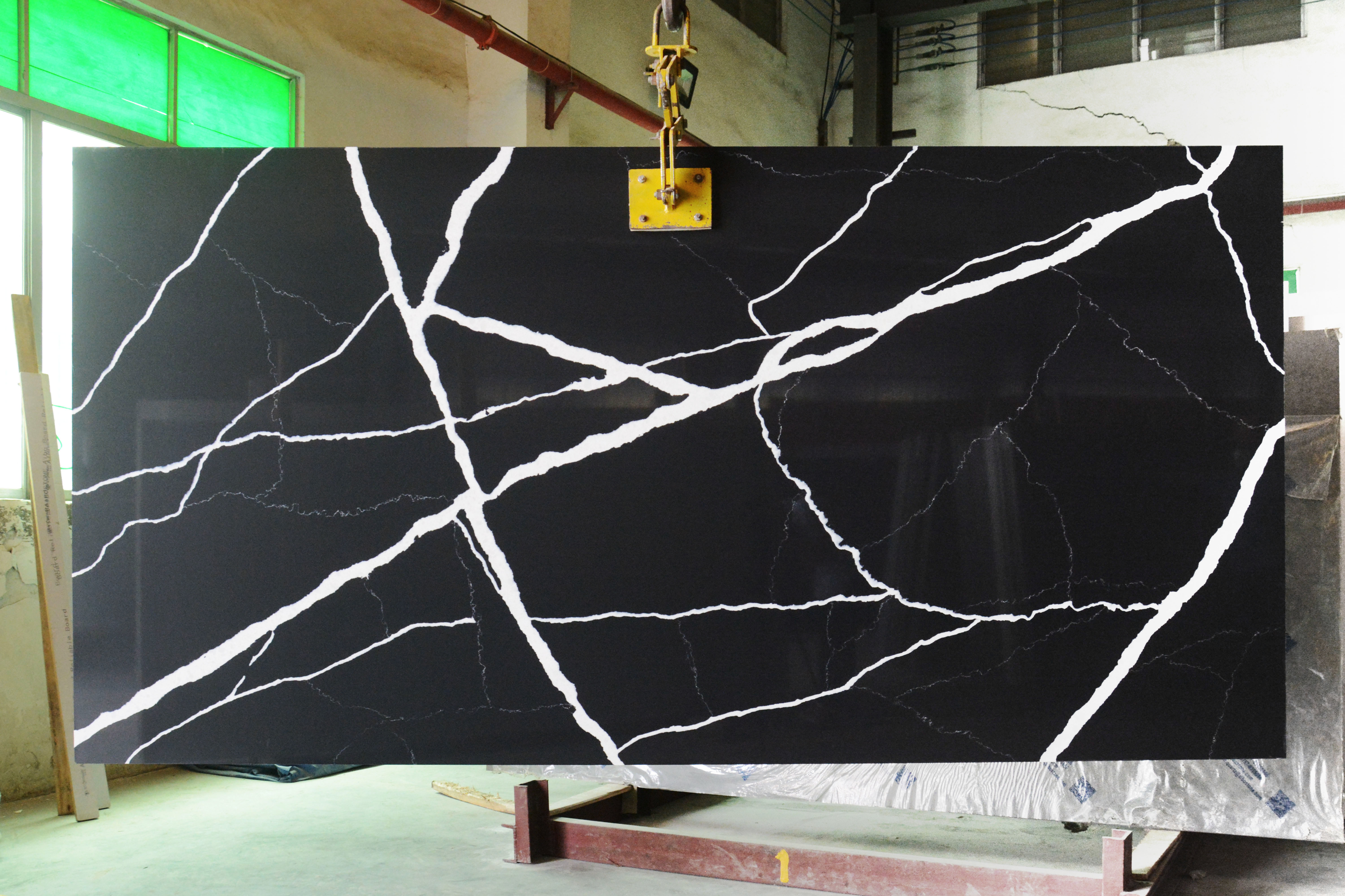Quality Anti Faded White Black Calacatta Quartz Stone Slab 600 X 300mm For Window Sill for sale