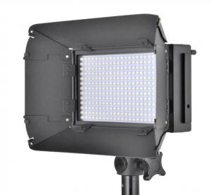 Quality LCD Screen Ultra Bright Studio Video Lighting With Barndoor Dimmable for sale
