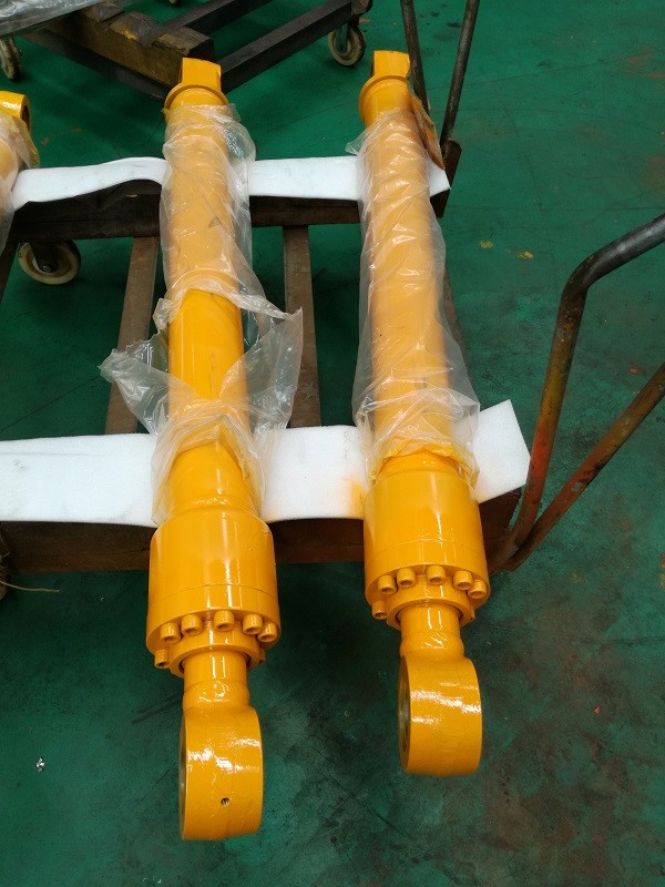 Quality 31Q4-60114  R140LC-9S   bucket  cylinder  hydraulic cylinder hyundai parts Hyundai relacements spare parts supply for sale