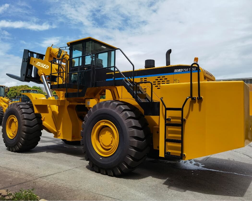 Quality 52 Tons Forklift Loader For Lifting Big Stone Block for sale