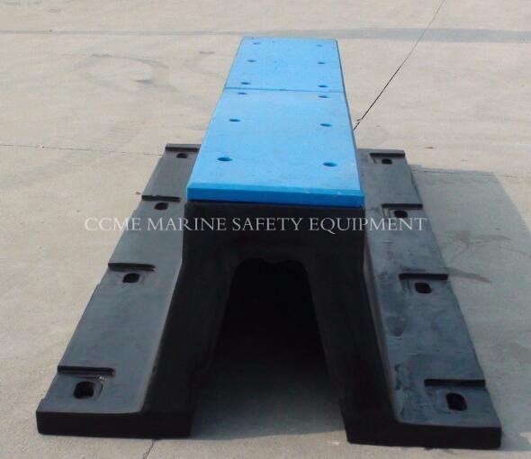 Quality Marine Ship And Dock Arch V Type Rubber Fender for sale