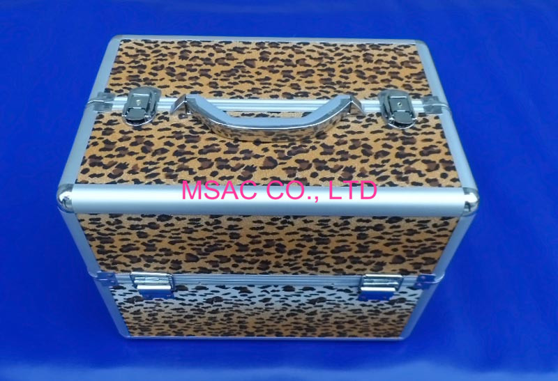 Quality Aluminum Cosmetic Train Cases With PVC Material for sale