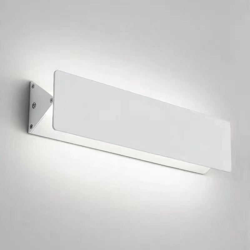 Quality Modern Wall Mounted LED Lamps 3000k CCT L20 Mm 	 AC85-265V Adjustable for sale
