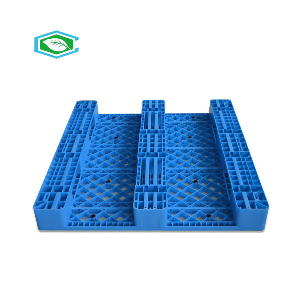 Quality HDPE Reinforced Plastic Pallets 3 Skid Runners Recycled Sturdy Construction for sale