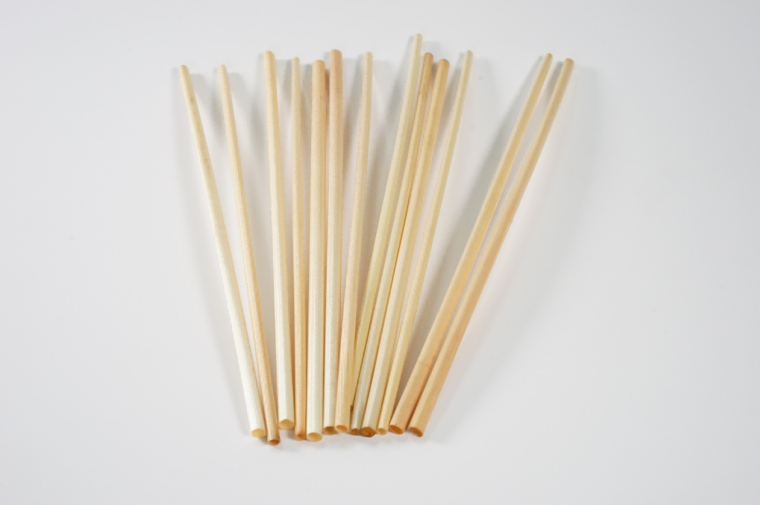 Quality 3-5mm 200mm Wheat Straw Biodegradable Hotels Cafes for sale