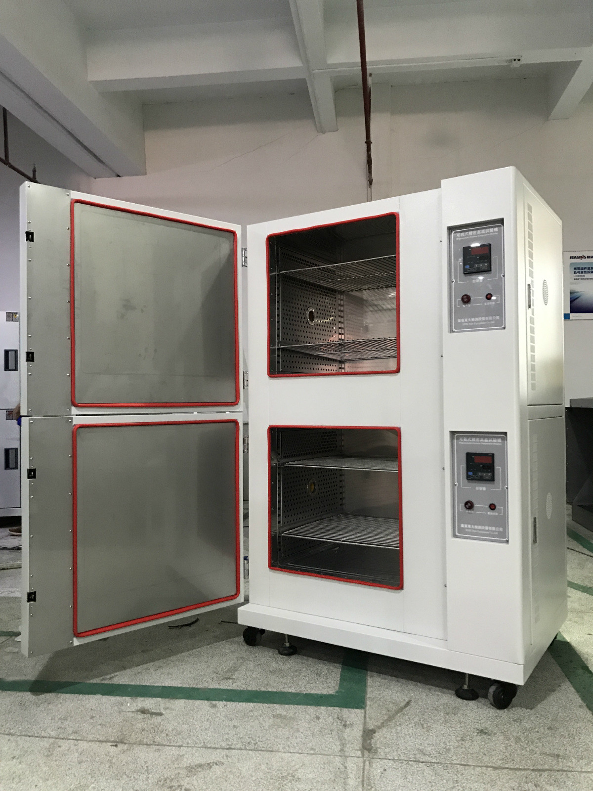 Quality Stackable Climatic Test Chamber Glass Fiber Insulation Single Stage Compression Refrigeration for sale