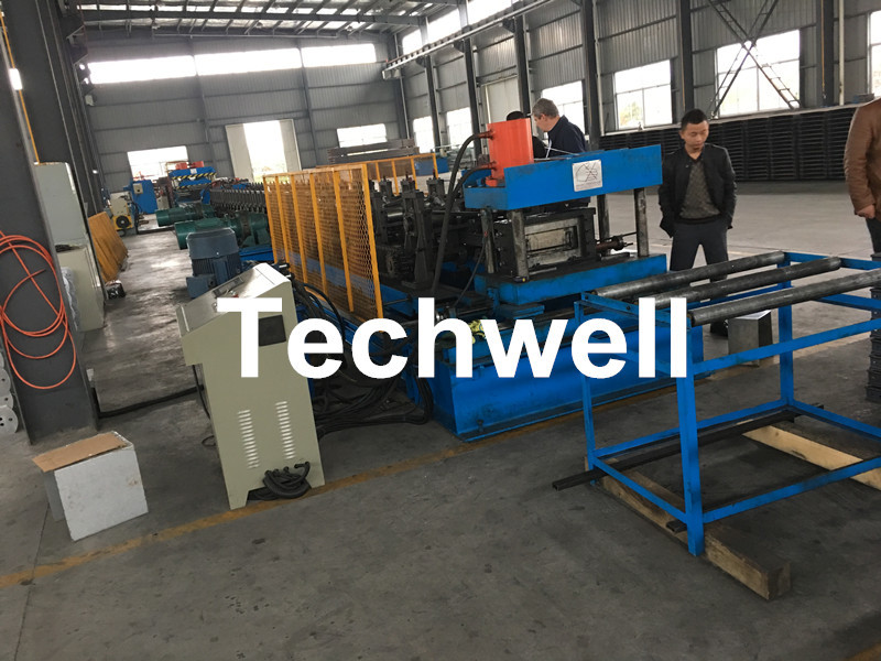 Quality Hydraulic Pre - Punching Ladder Cable Tray Making Machine 0-15m/min for sale