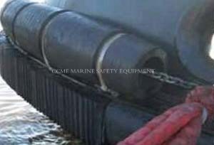 Quality Tugboat Marine Rubber Fender For Ship for sale