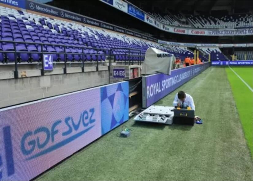 Quality 350W Football Stadium LED Display , Soccer Advertising Boards Nationstar Led for sale