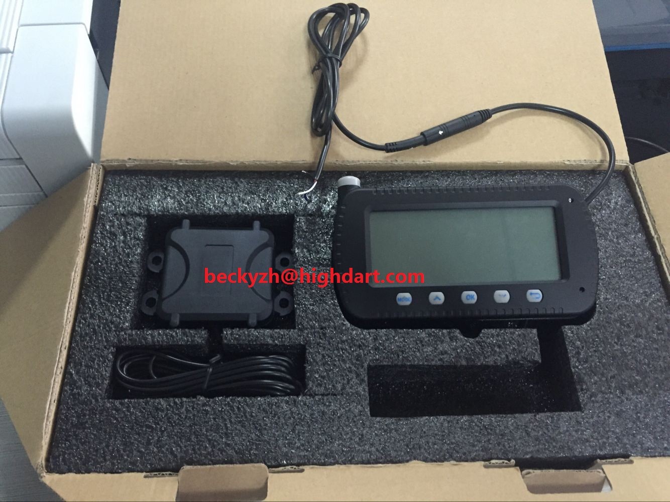 Truck TPMS tire pressure monitoring system With Strap-on Sensors RS232 DB9