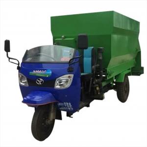 Quality Hot sale Three Wheels Vehicle Feed Spreader Mobile livestock feed machine for sale
