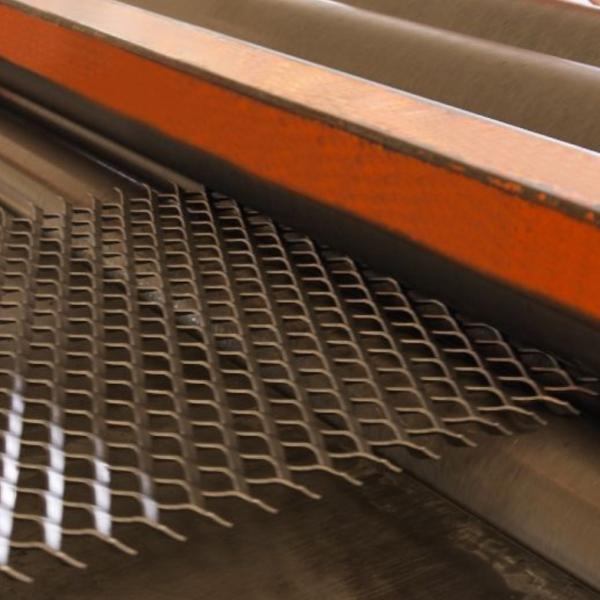 Hexagonal Hole Expanded Metal Wire Mesh For Decoration / Building