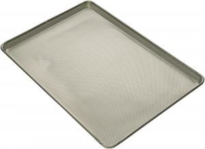 China 0.5mm Aluminium Baking Tray With Iron Wire & Black Enamel Cooking Grate on sale