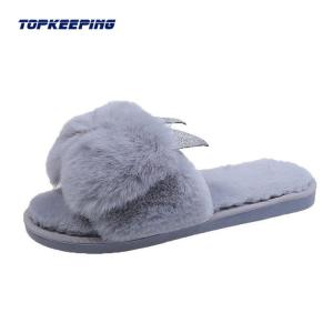 China 1D0044 Lady Cute Fluffy Fleece Plush Warm Slipper on sale