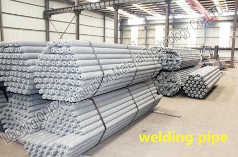 Prefabricated Steel Roof Trusses , Shed Building Space Frame For Petrol Station