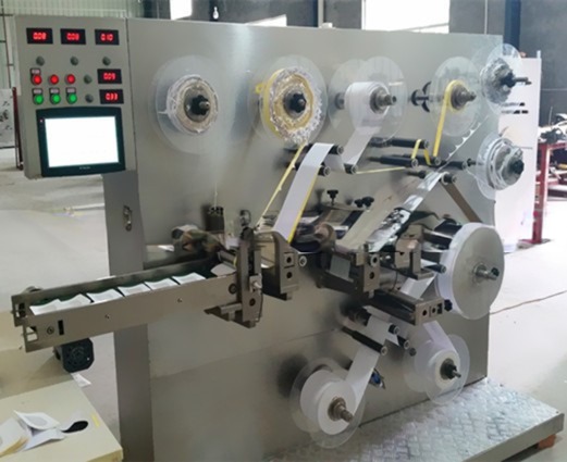 PLC Controlled KR-QFT-A Medical Dressing Packaging Machine For Steril Wound Patch