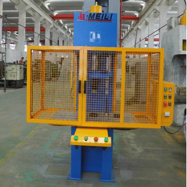 10Ton C Frame Industrial Hydraulic Press CNC System CE ISO9001