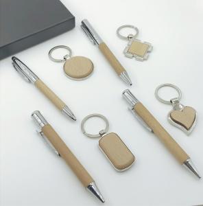 China Printed Promotional Business Gifts Exclusive Keychain And Pen Stationery Gift Set on sale