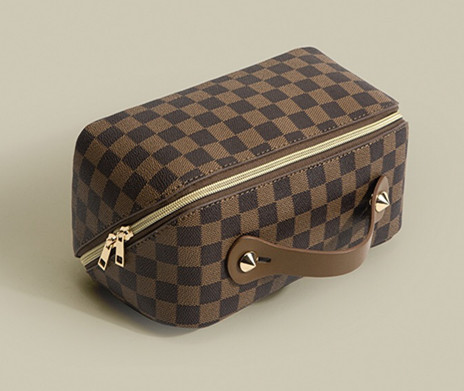 High End Leather Lining Makeup Bag Multiple Layers Large Capacity