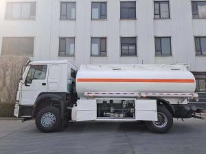 Quality SINOTRUK Howo Semi Truck Fuel Tank 4x2 Lhd Euro2 290hp for sale