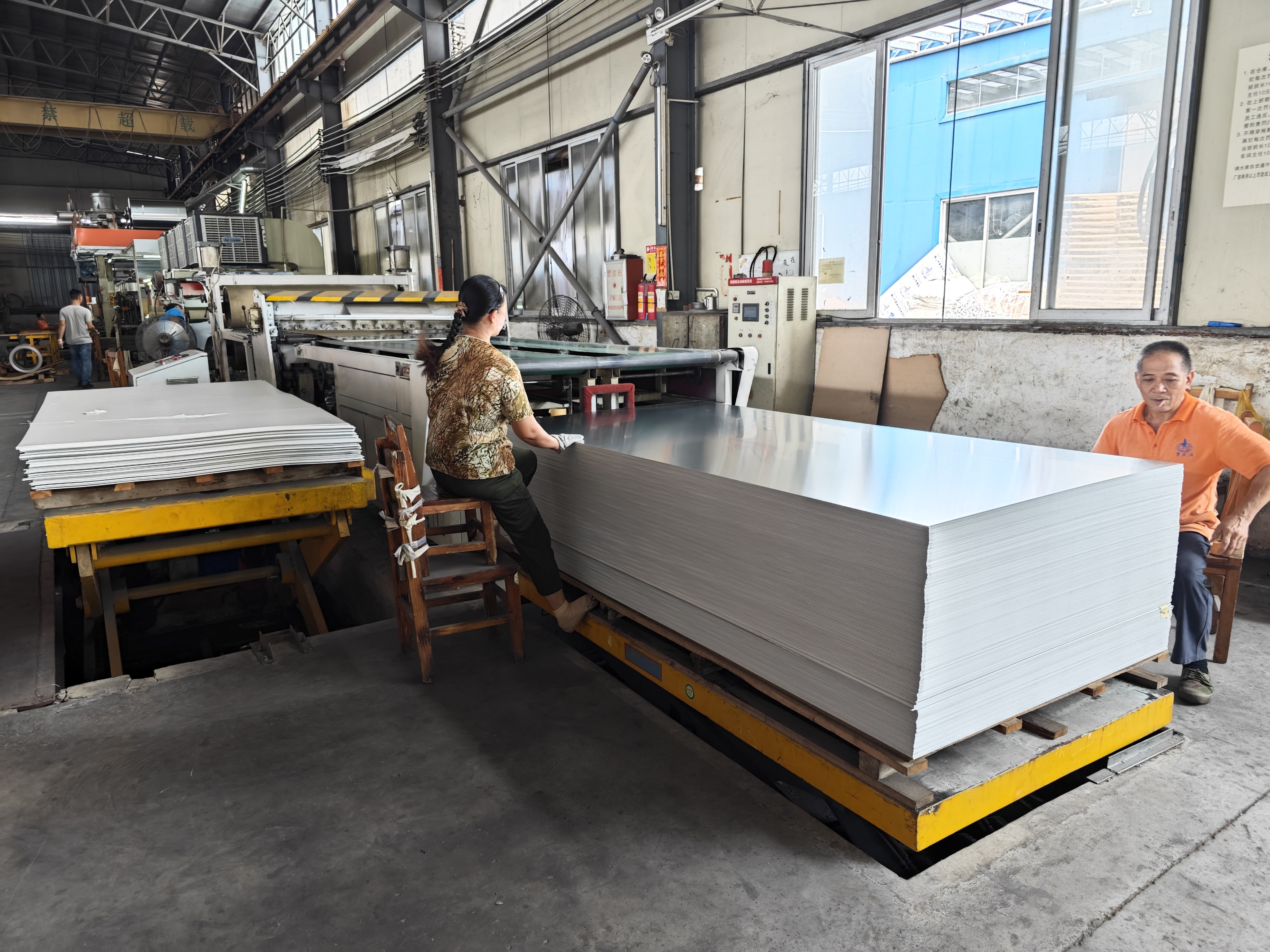 ACP Sheets Fire Rated, 0.5mm Aluminum Layer Thickness, For Ceilings