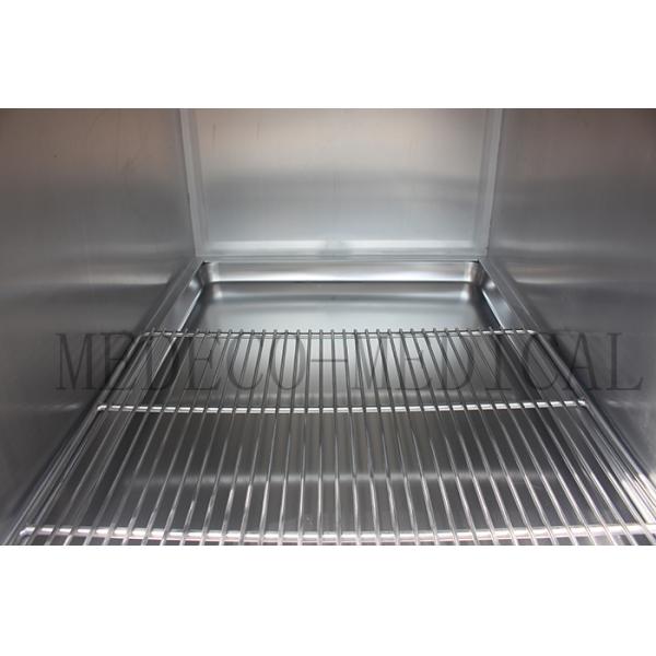 Hospital Power Supply Cage With Moved Brake Wheel And Automatically Locked