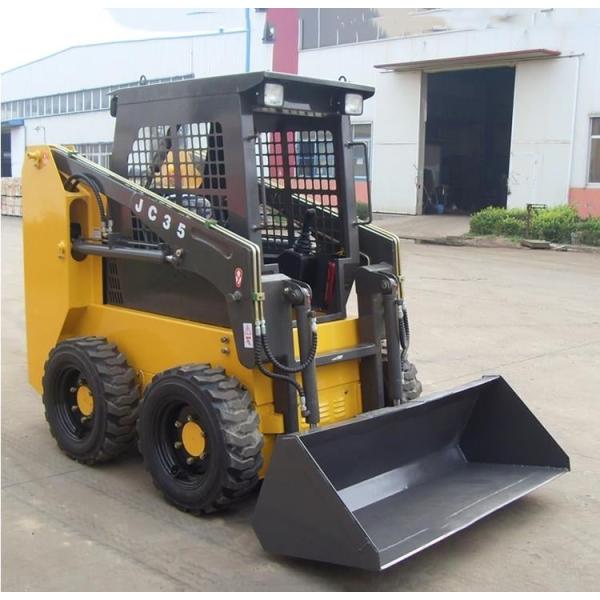 Versatile Skid Steer Loader SNSC JC35 500kg Loading Feature With Hydraulic Pilot Control