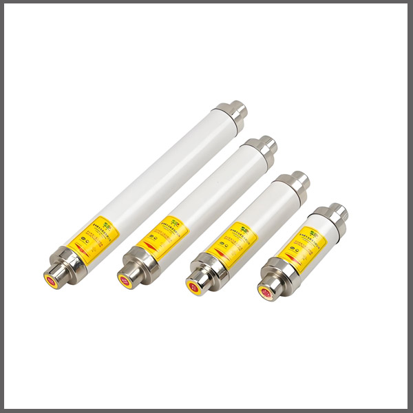 12V XRNP1 XRNP2 XRNP3 XRNP6 0.2 0.3 0.5 1 2 3.15 4 5 6.3Amps 50kA H.R.C. High Voltage Fuses Link