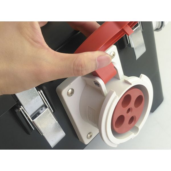 Safety Portable Power Distribution Center , Heavy Duty Rubber Generator Spider Box