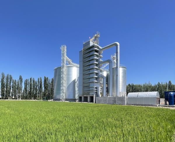 Buy Moisture Reduction Corn Dryer Machine With Versatility Scalability Technical Parameters Energy-Smart Design at wholesale prices