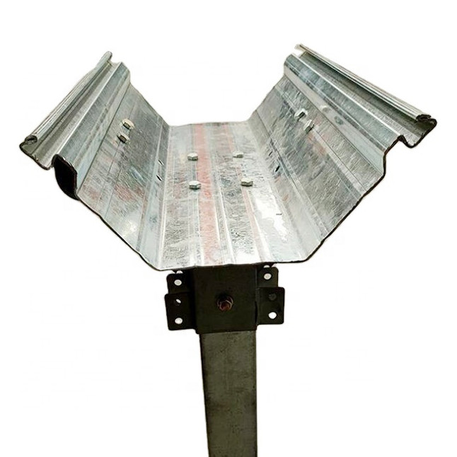 PE Film Greenhouse Metal Frame Parts Multi Span Greenhouse Rain Gutters With Lock Channel