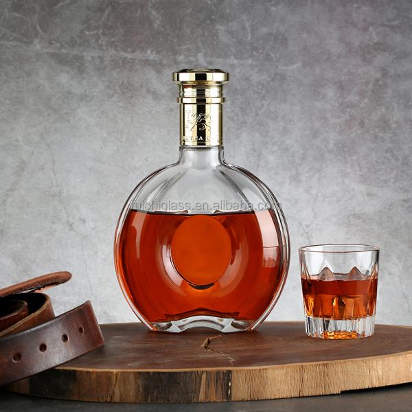 Customized Sealing Type 700ml Glass Bottle for XO Brandy and Whisky Customized Design