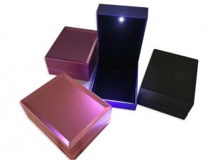 Quality Easily Cleaning Jewelry Plastic Box Hot Stamping Logo Printed With LED Light for sale