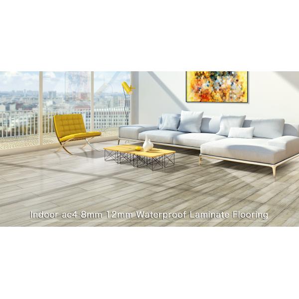 Durable Capability Density 12mm Wood Grain Laminate Flooring with Herringbone Pattern