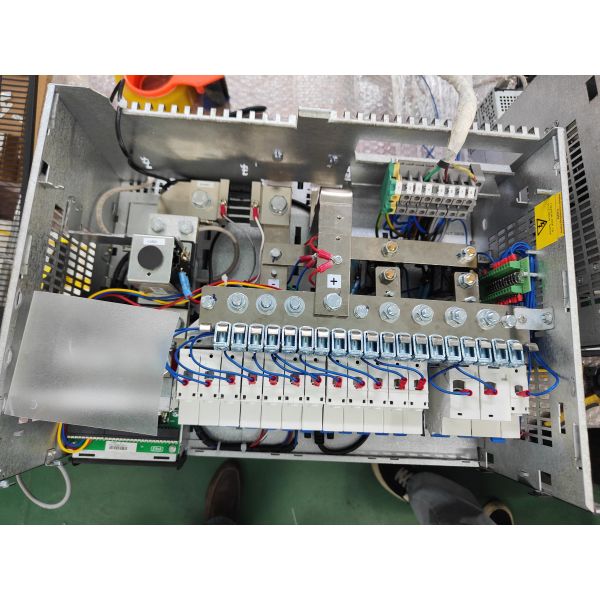 Custom made Hybrid Solar System FP2 48V 12+12.8KW 400V+N BD LD 3 phase 230V Telecom Power System with PV connection