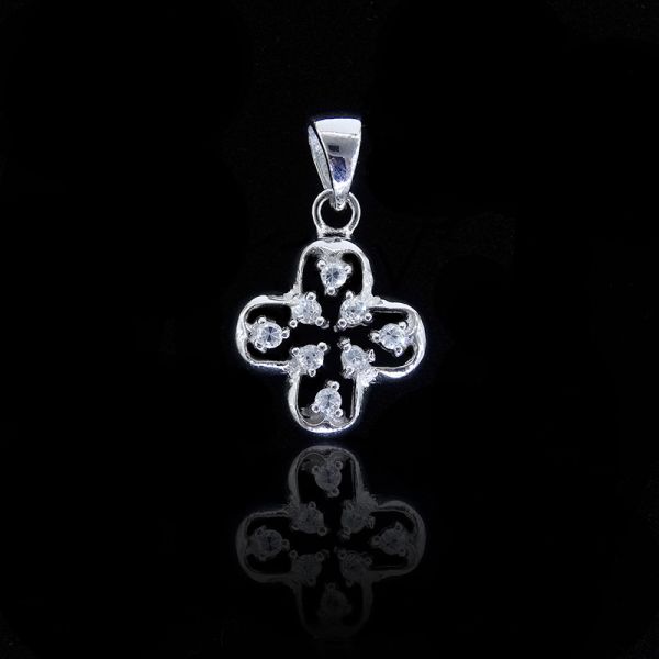 Customized Pure 925 Silver Pendant Minimalist Style With Little Puppy Shape