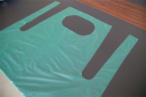 Quality Yellow, Green, Blue, White 100% Virgin Polyethylene Disposable Aprons for sale