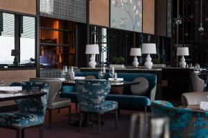 Quality Enhance Your Dining Experience with Hotel Restaurant Furniture for sale