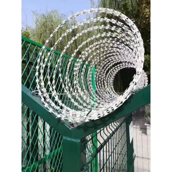Customized BTO22 Hot Dipped Galvanized Concertina Razor Barbed Wire for Protecting Mesh