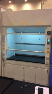 CE Approved Lab Fume Hood Integrated Type Lab Fume Cupboard 4 Feet Wide All Steel Standard Laboratory Fuming Cabinet