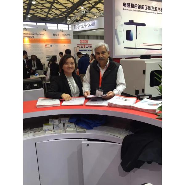 Manual Adjustment Wavelength Single Beam Visible Spectrophotometer 325-1000nm