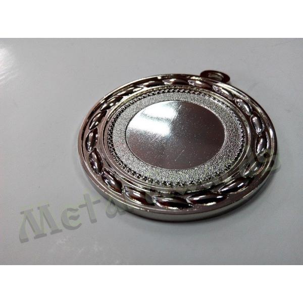 High End Custom Engraved Medals Metal Material 50MM Diameter Multi Colored
