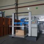 LCD Display Box Compression Testing Machine With Windows 7 Control System