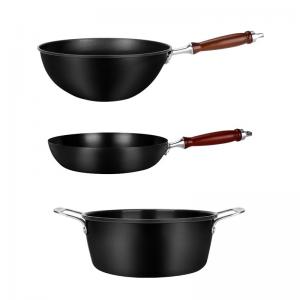 China Toxic Free 3 Piece Cookware Set Frying Pan Set 1.65kg 10cm Carbon Steel on sale